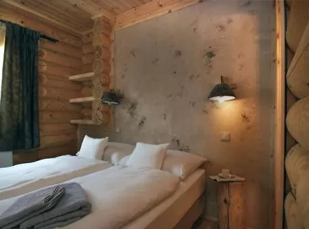 Appart hôtel Ana & 4*